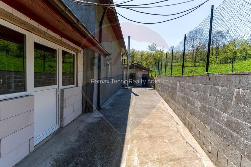 Casă / Vilă Sesuri, jud Hunedoara - 21