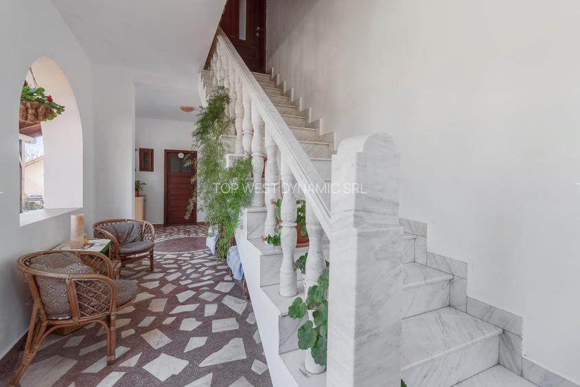 Casă spațioasă P+E, Santăul Mic com. Bors - 14