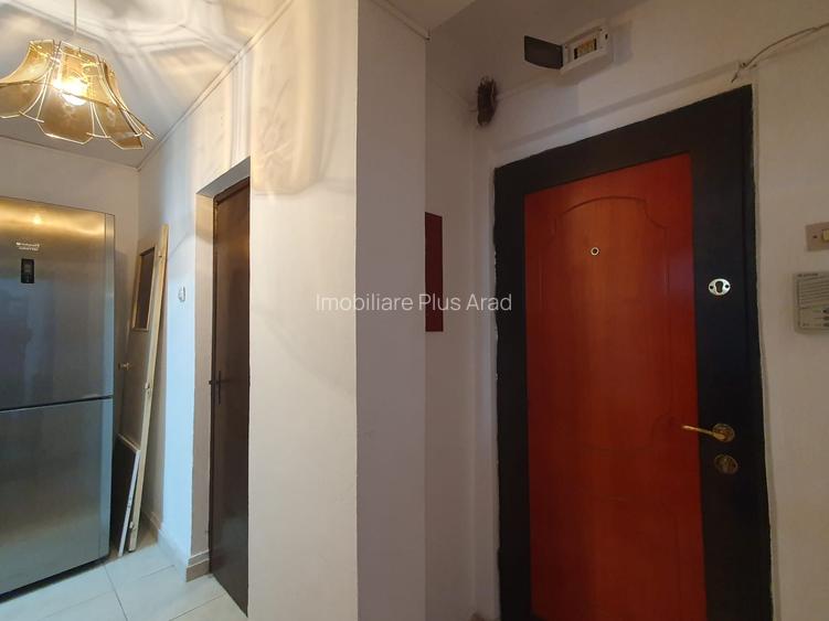 De inchiriat Apartament cu 2 camere in zona centrala - 3