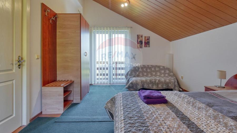 Casa/vila vânzare în Moieciu de jos, Sat. Drumul Carului 263 mp - 32