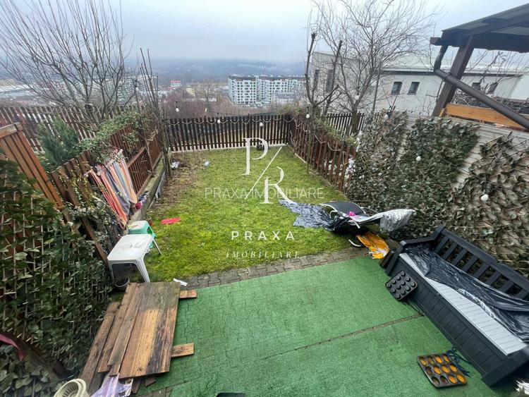 Duplex de vanzare, 5 camere, cu curte, pe strada Razoare! - 13