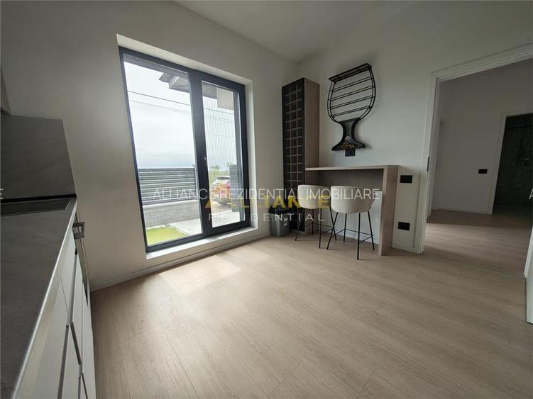 Casa Individuala - 4 camere - 2 bai - 370mp teren - 15