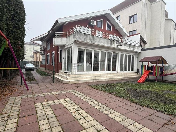 Vila de inchiriat - Ultracentral, Spatiu versatil pentru locuinta, birouri sau a - 3