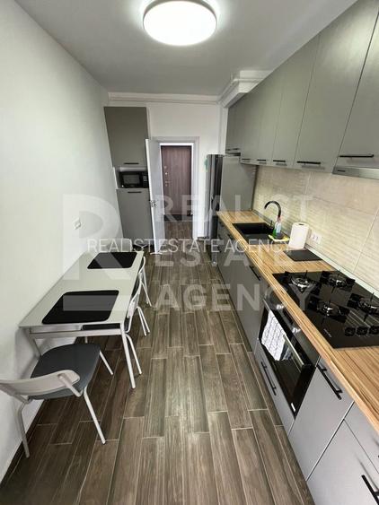Vânzare, apartament 2 camere, zona Titan - 6