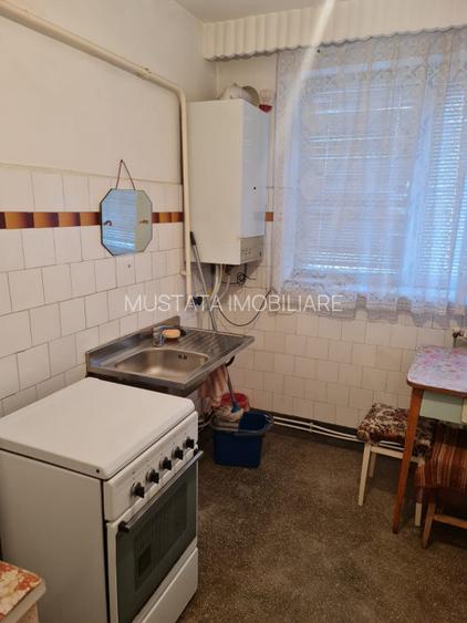 Apartament 2 camere confort 1 zona Calea Galati, etaj 3 - 5