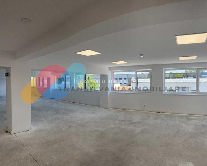 Spatiu birou/ alte activitati, renovat, 177 Mp, Zona Bd. Muncii - 3