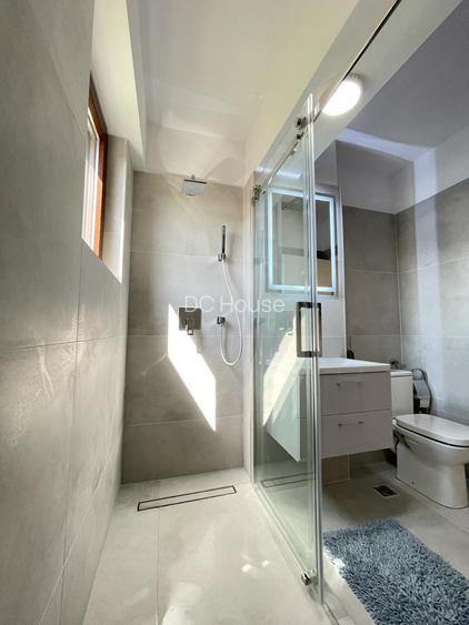 Apartament spatios 3 camere ~ Etaj 1/3 ~ Loc parcare ~ Terasa 17 mp - 25