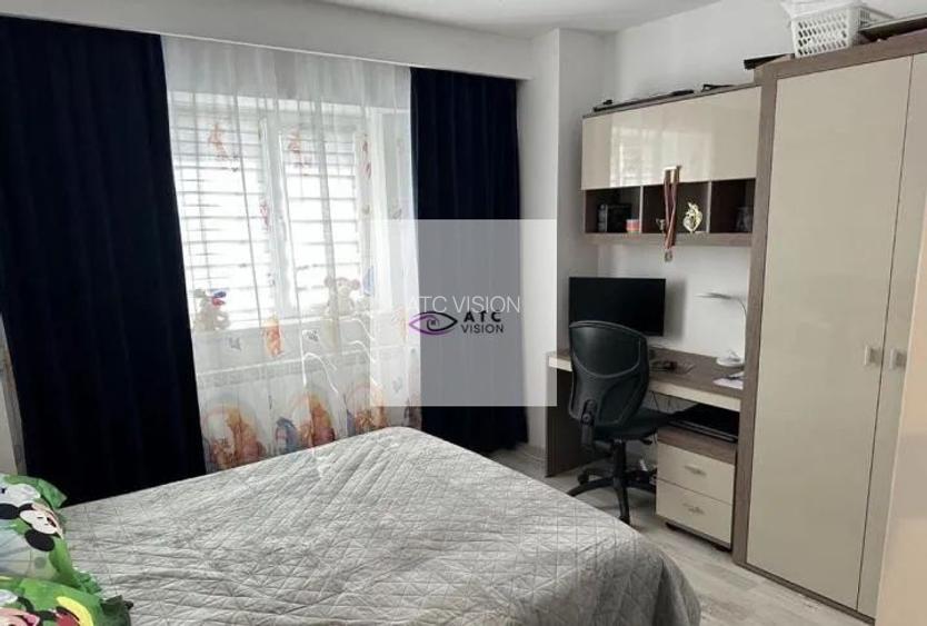 Apartament 3 camere-Parc Sebastian-Bloc 2001- Str. Motoc - 4