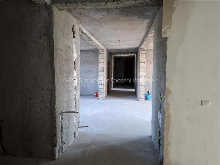 Vila Petresti P+ET, CT, 1012 mp teren - 16