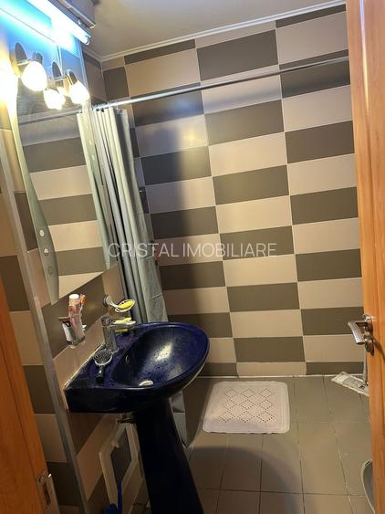 Apartament 3 camere, Decomandat. Bld. Al. Obregia, zona Vatra Dornei. - 10