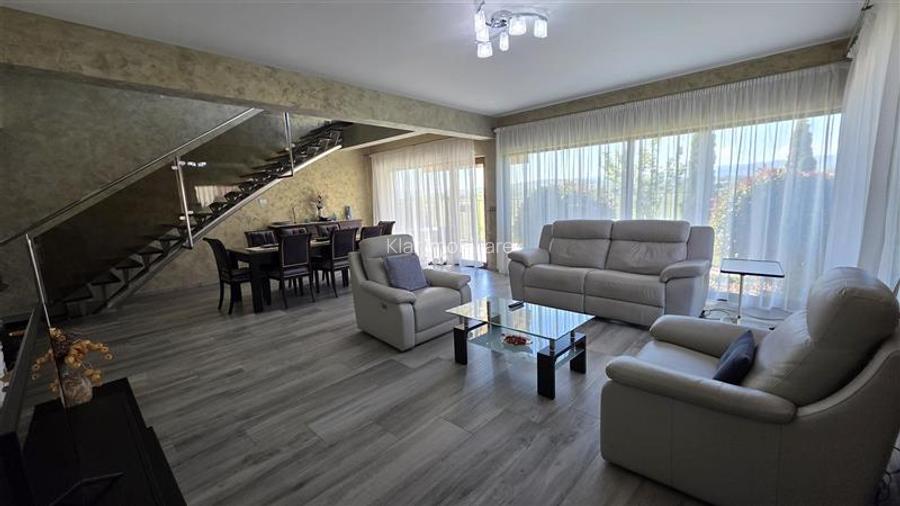 Muta-te direct in casa visurilor tale! Vila premium complet echipata in Someseni - 21