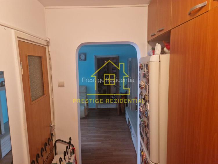 Apart.3 camere Ozana-1 Decembrie-Titan-Pallady-Metrou - 5