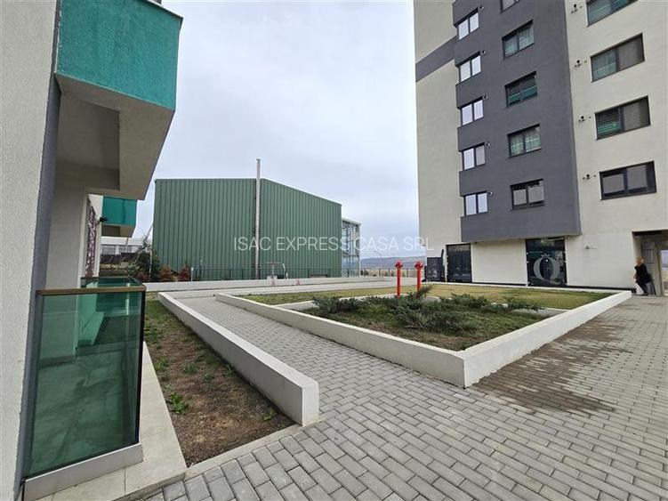Apartament de vanzare in bloc nou (4 camere, 2 bai, 98 mp) Pacurari - 18