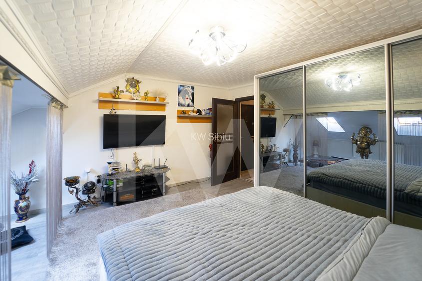Apartament tip mansarda ,  decomandat , pe 2 niveluri , 92 mp utili - 9