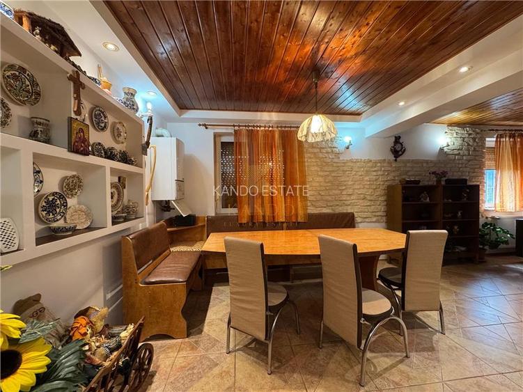 Refugiu de vis in Busteni – casa cocheta cu teren generos si priveliste spectacu - 10