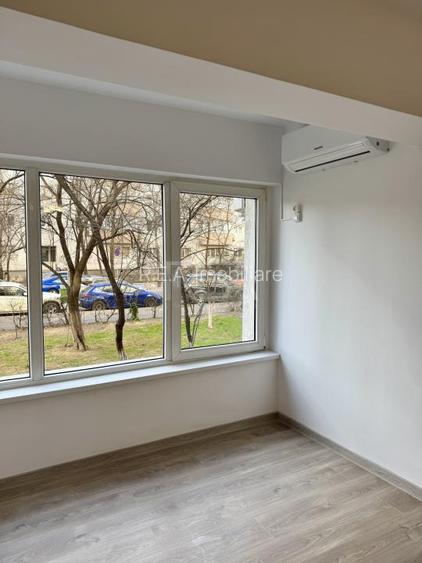 2 camere renovat la 5 minute de Metrou Stefan cel Mare - 2