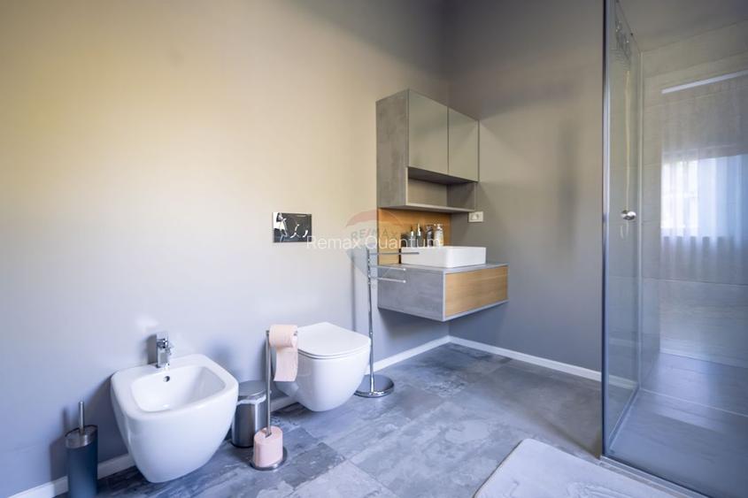 Casă / Vilă cu 5 camere de vânzare în zona Dealuri Oradea - 22