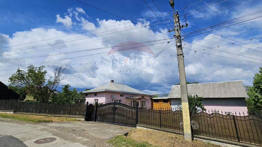 Casă  cu 3 camere, teren intravilan de 1300mp în Ipotești Tișăuți, SV - 6