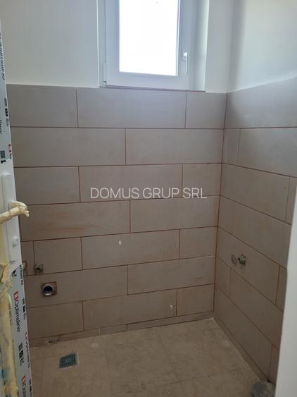 Cladire comerciala in Lumina cu 4350 mp teren - 12