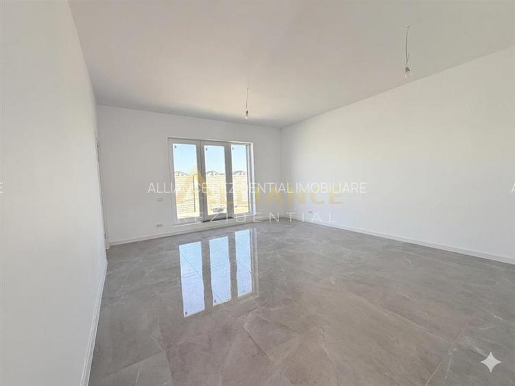 CASA STIL MEDITERANEAN-4 camere-5 min fata de M T.Arghezi - 5