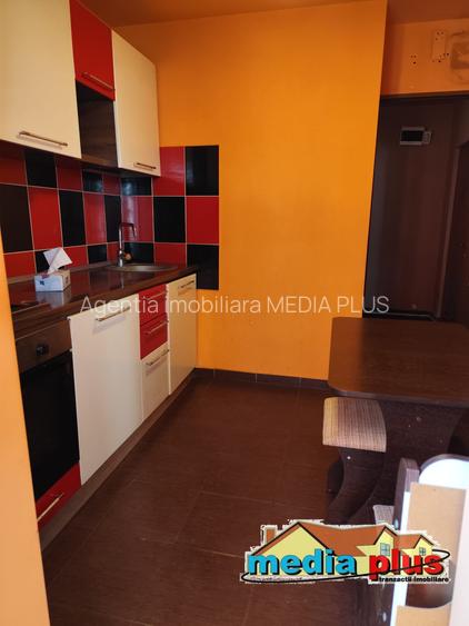 Apartament 2 camere, Piața Centrală, etaj 1 – bloc 1988 - 2