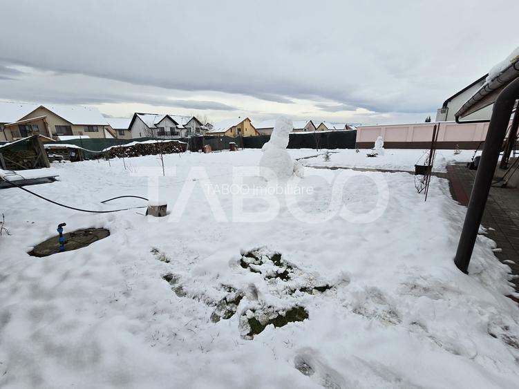 Casa individuala de vanzare teren 852 mp 5 camere 2 bai Selimbar Sibiu - 24