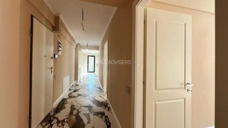 Apartament 4 camere  cu balcon, terasa si parcare I Bloc nou IUniriiI comision 0 - 4