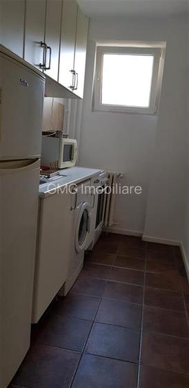 Garsoniera zona TITAN - 8