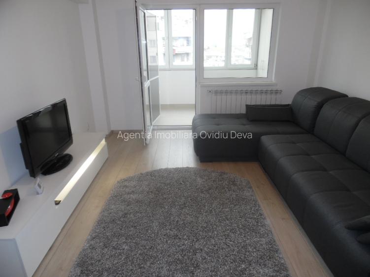 Inchiriez apartament 2 camere decomandat in Deva, zona Casa de Pensii, renovat - 5