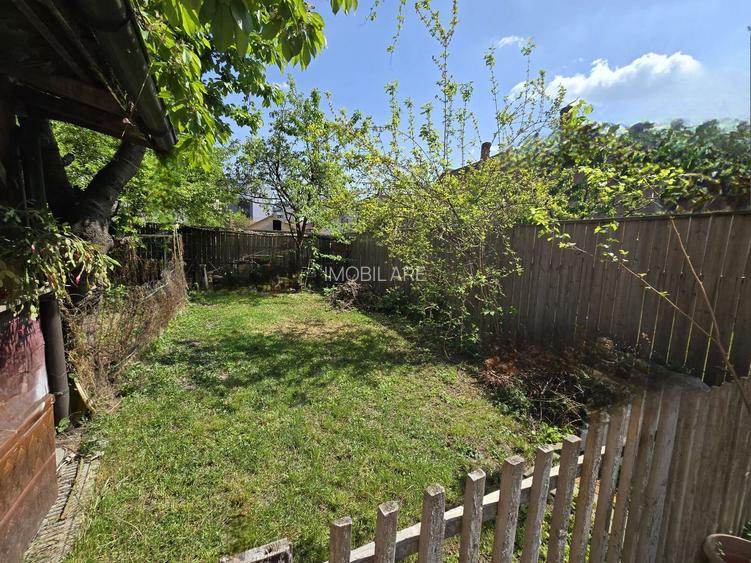 Casă cu grădină in zonă centrală - 3