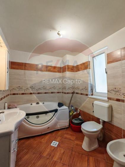 Casă / Vilă cu 5 camere de vânzare in Harman, Brasov - 14