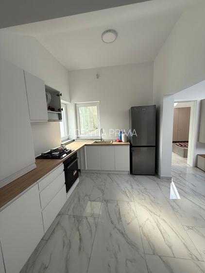 Apartament cu 3 camere, Zamca - 4