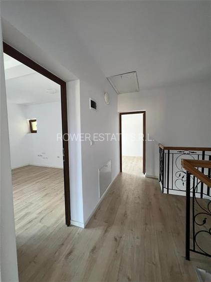 Casa cu 4 camere, 180 mp, situata in cartierul Europa! - 20