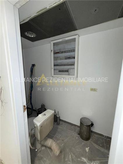 [ Marasesti - Budapesta ] [ Spatiul comercial ] - 7