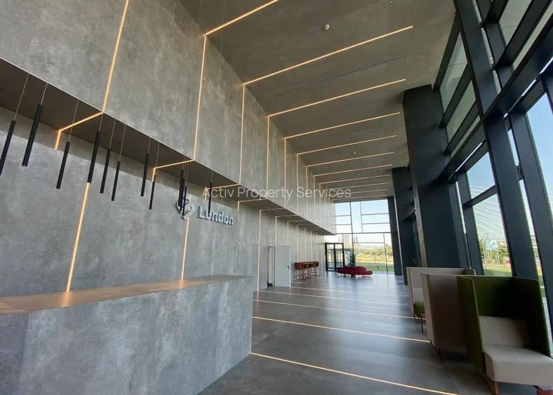 River Tower - Cladirea Londra - comision 0%, reprezentam proprietarul - 12