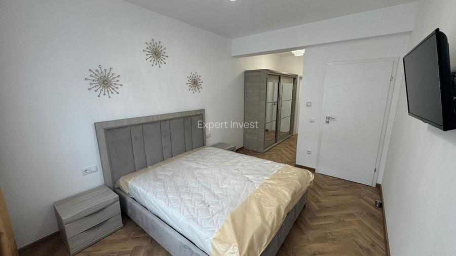 Apartament 3 camere - 2 bai - et. 1 - Lux - zona Centrala - Mall - 5