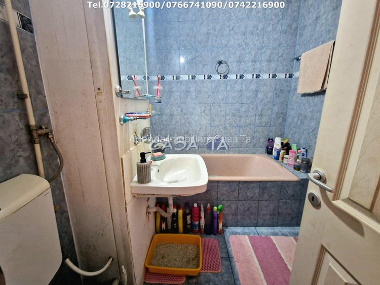 Apartament 3 camere, situat in Targu-Carbunesti, Str Petrolistilor - 8