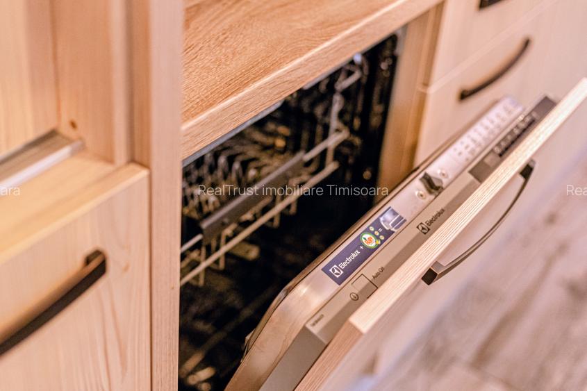 OCAZIE: Apartament cu 2 camere, LUX, la cheie! - 10