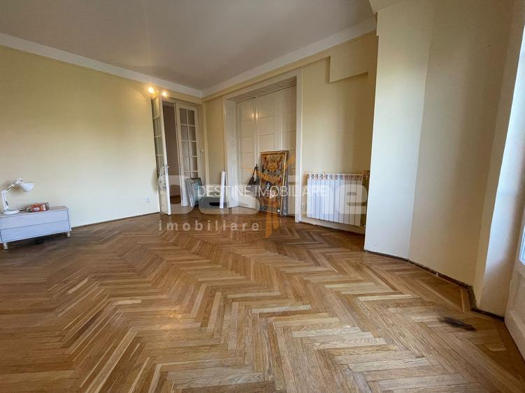 Apartament elegant într-un imobil istoric – Piața Pache Protopopescu