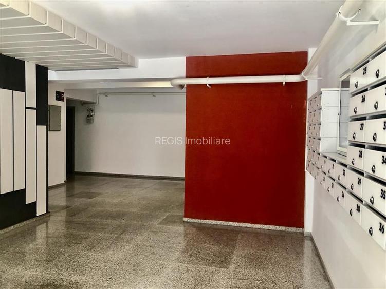 Pret negociat - Garsoniera spatioasa cu parcare bloc nou 3 minute de Coresi - 17
