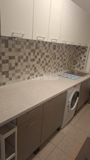 Garsoniera superba 10 min M Costin Georgian DB2411