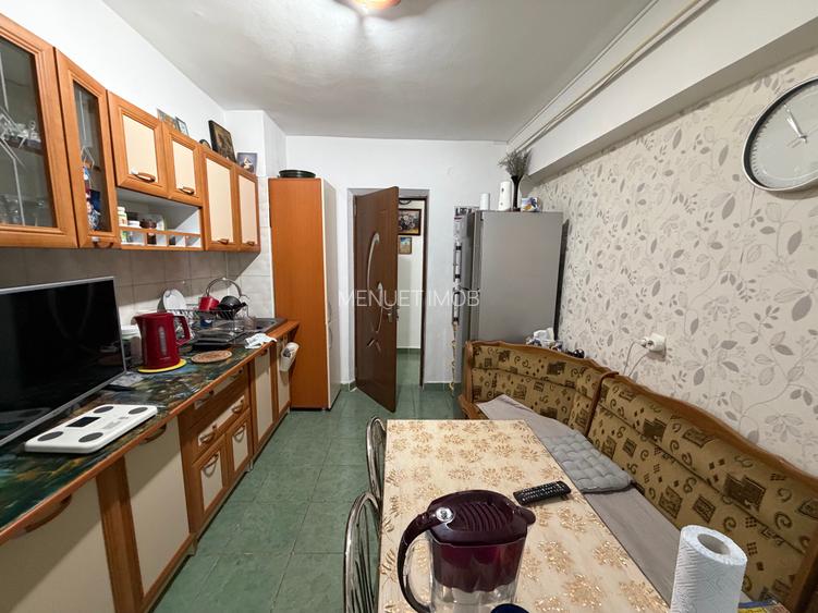 Apartament 2 camere,str.Victoriei - 5