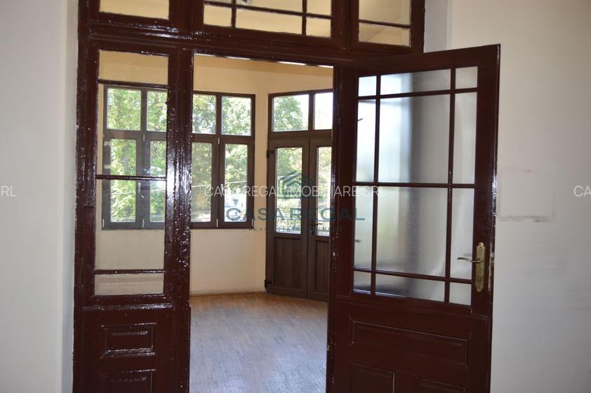 Cladire 4 nivele in centrul istoric - 21