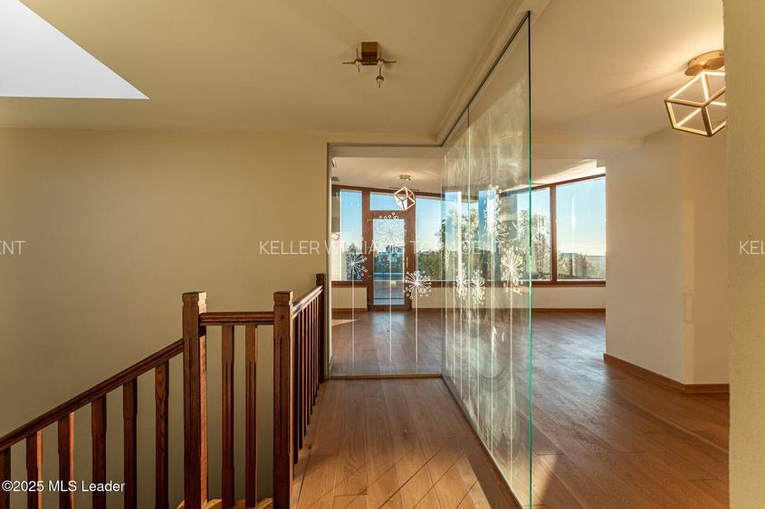 Vila pe malul lacului Mogosoaia | 617 mp total, teren 1182 mp - 21