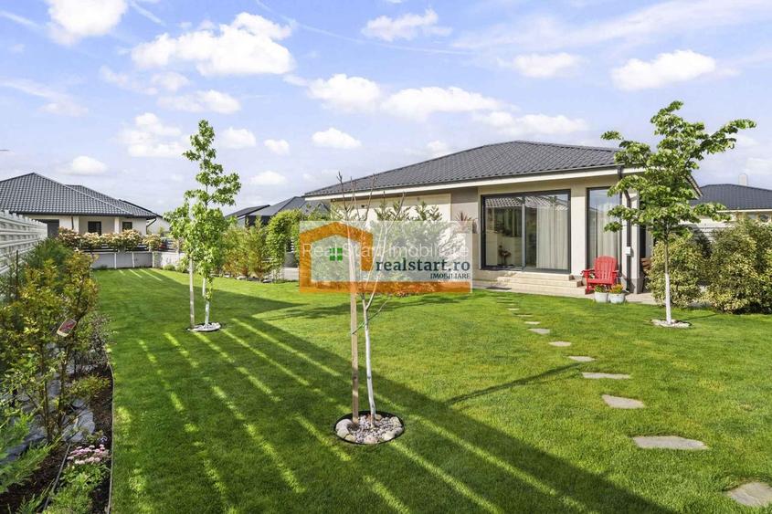 Langa Padure, Vila P+Pod , 1500mp teren,  terasa 40mp,  complex securizat - 26