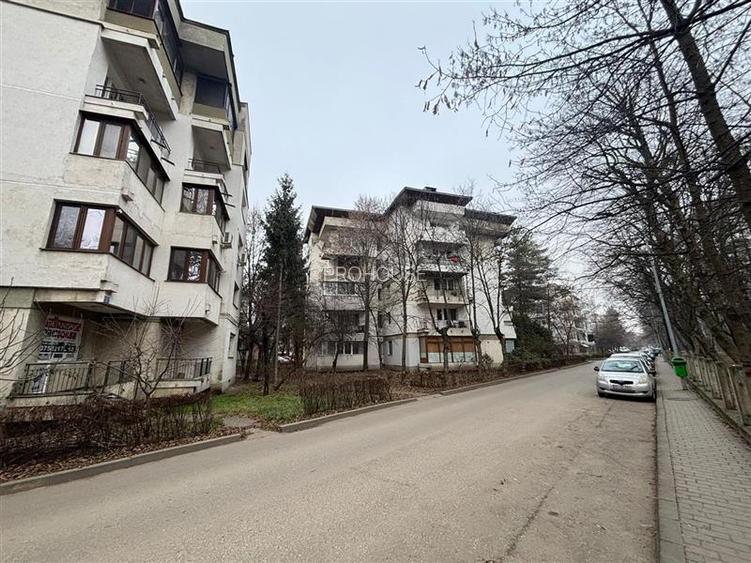 Apartament pretabil birouri - 40 mp - Aleea Parcului - 3