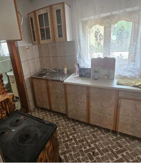 Proprietate in Pastraveni,Neamt cu teren de 1600mp, comision zero - 2