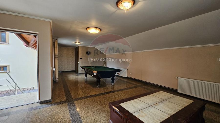 Casă de vânzare Bran Sohodol teren  intravilan 10.331 mp două locuințe - 33