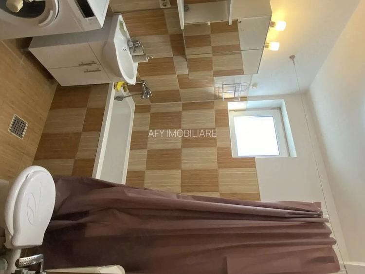 De închiriat Apartament 3 camere într-o vilă, zonă liniștită direct propietar - 9