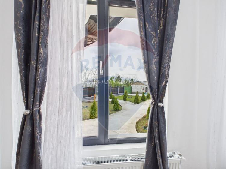 Casă / Vilă cu 5 camere de vânzare - 11